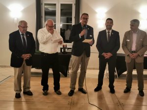 Europäische Freundschaft - Pirmasenser Delegation ist in Poissy angekommen