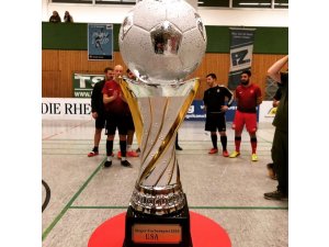  Stadt der Toleranz - USA gewinnen internationales Fußballturnier 