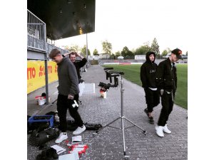 „Bloodshots“ im Pirmasenser Framas-Stadion – Pop-Duo veröffentlicht erfolgreiches Musikvideo