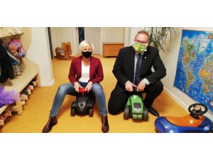 Ein starkes Stück Zukunft für Windsberg â€“ fröhliche Kindergesichter im nagelneuen Kindergarten!
