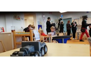Ein starkes Stück Zukunft für Windsberg â€“ fröhliche Kindergesichter im nagelneuen Kindergarten!