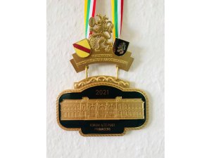 Die schönsten Prinzessinnen und die fröhlichsten Narren! - CVP holt trotz Corona â€žJahres- Ordenâ