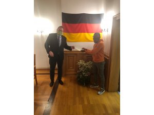 Wenn Pirmasenser zu Deutschen werden – feierliche Einbürgerung im Landgrafensaal!