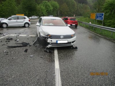 PDPS: Unfall mit hohem Sachschaden und 2 verletzten Personen