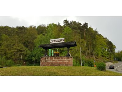 Lemberger Brunnen auf dem Kreisel 