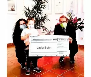 Wir helfen Jayla â€“ ein schöner Besuch im Pirmasenser Rathaus...